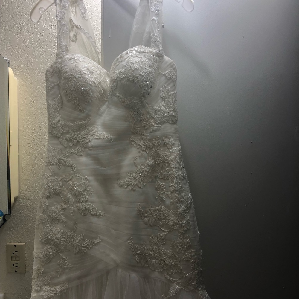 Wedding dress